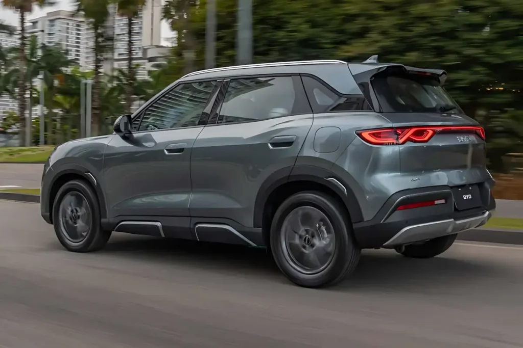 Primeiro BYD Atto 2 Híbrido Plug-in Flex do mundo chega ao Brasil e desafia rivais como T-Cross