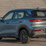 BYD Atto 2 Híbrido Plug-in Flex 2026 estreia com tecnologia inédita e preços a partir de R$ 149.990