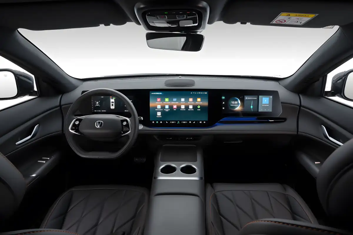 Novo CAOA Changan CS75