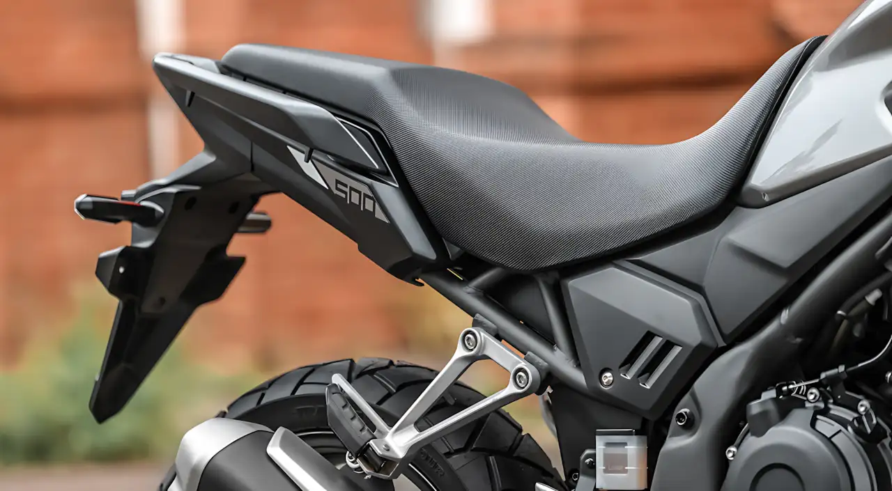 Honda nx500 2027 assento