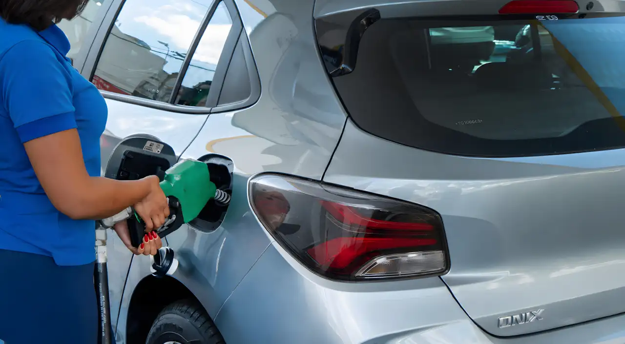 Chevrolet Onix Eco 2027 vira o automático mais barato do Brasil ao abandonar a gasolina